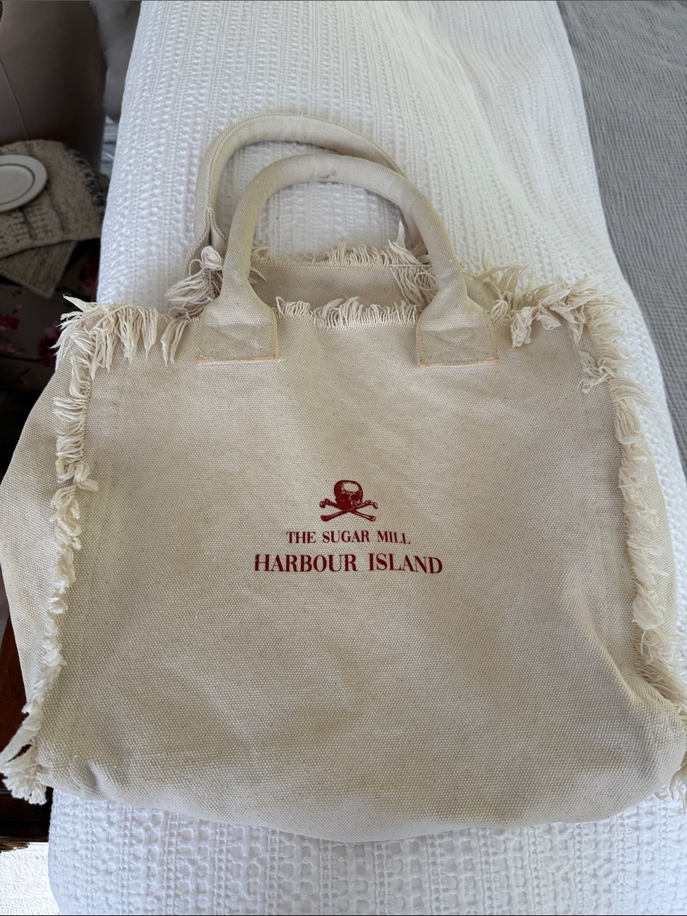 INDIA HICKS THE SUGAR MILL HARBOUR ISLAND TOTE